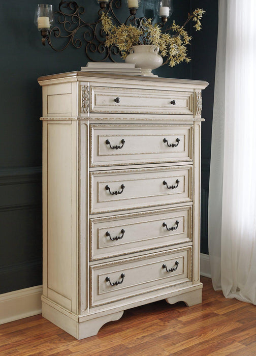 Realyn Chest of Drawers