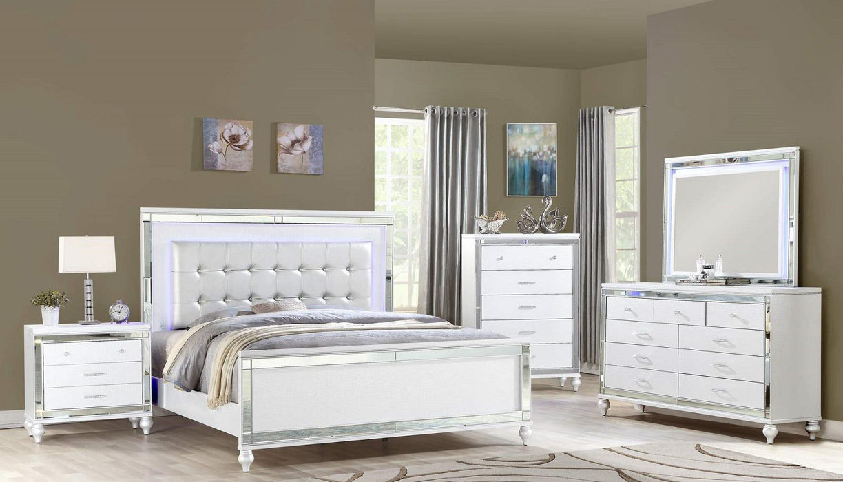Galaxy Home Sterling 3 Drawer Nightstand in White GHF-808857739766